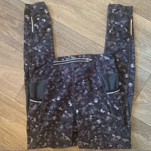 Athleta Black High Rise Leggings with Pockets XS - Picture 4 of 6